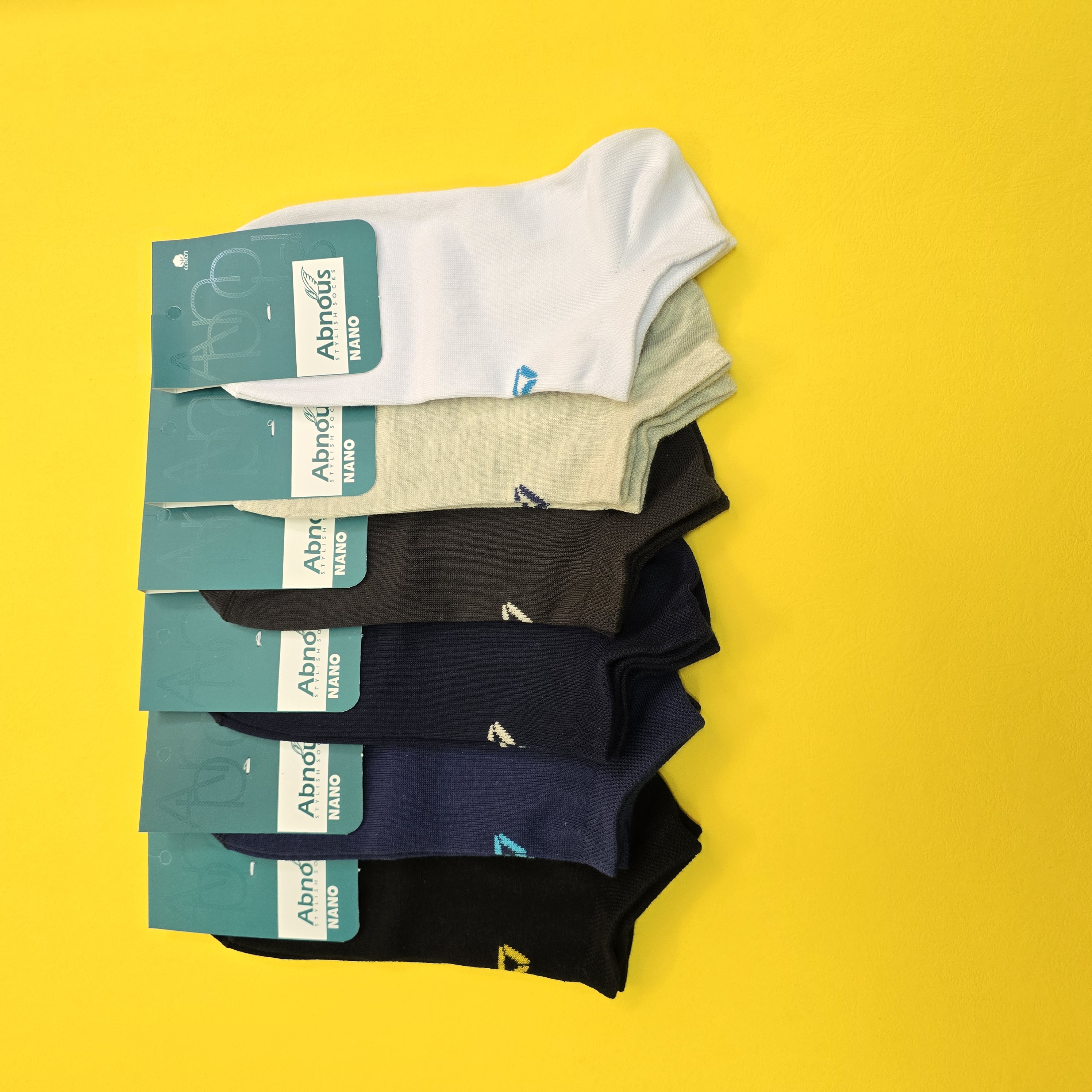 جوراب مچی مردانه  ۸۵٪پنبه  برند آبنوس  بسته۱۲ جفتی  قیمت عمده از تولید به مصرف  سایز: ۴۱تا۴۴  لطفا برا خرید عمده تماس بگیرید