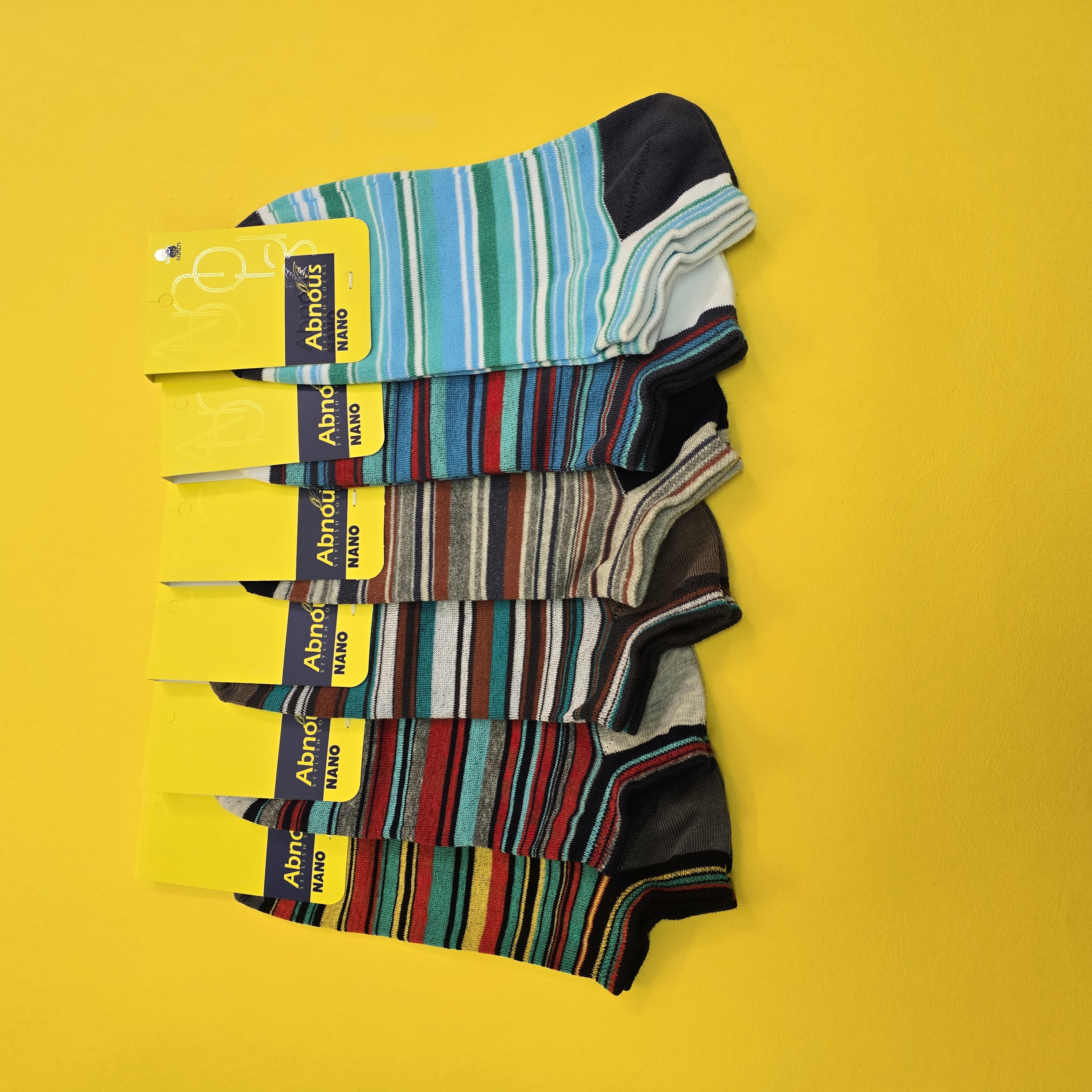 جوراب مچی مردانه  ۸۵٪پنبه  برند آبنوس  بسته۱۲ جفتی  قیمت عمده از تولید به مصرف  سایز: ۴۱تا۴۴  لطفا برا خرید عمده تماس بگیرید